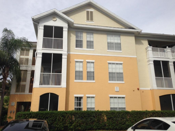 9414 Crescent Loop Cir 8-202, Tampa, FL 33619 