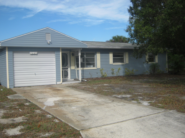 2768 Breeze Ridge Rd, Melbourne, FL 32935 