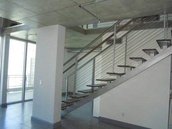 690 SW 1 CT # PHI09, Miami, Florida 33130 