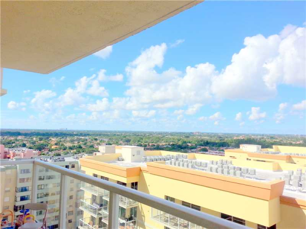5085 NW 7 ST # PH-07, Miami, Florida 33126 