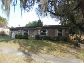 249 Redbud Ln, Palatka, FL 32177 