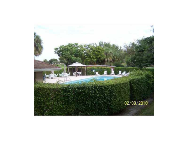 9430 TANGERINE PL # 101, Davie, Florida 33324 