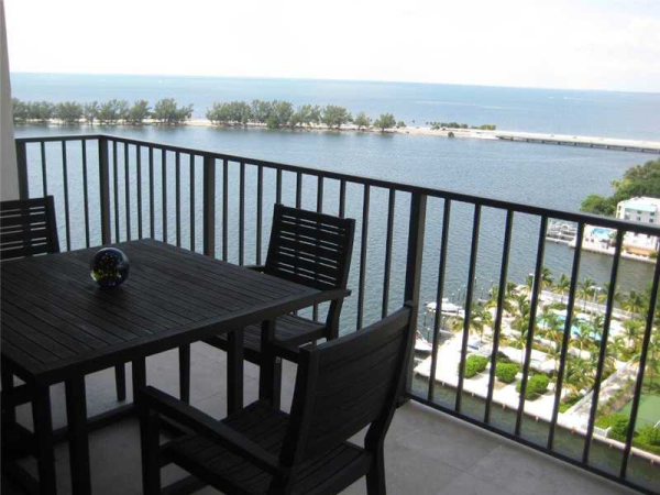 1925 BRICKELL AV # 2009, Miami, Florida 33129 