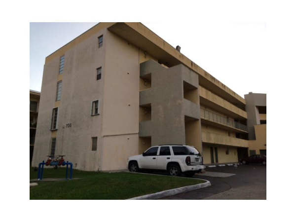 706 NW 87 AV # 201, Miami, Florida 33172 