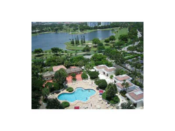 20281 E Country Club Dr # M3, Aventura, Florida 33180 