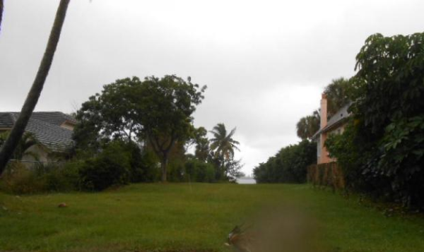 722 S Lakeside Dr, Lake Worth, FL 33460 