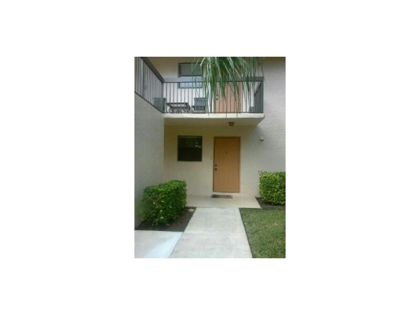 15705 W WATERSIDE CR # 104, Sunrise, Florida 33326 
