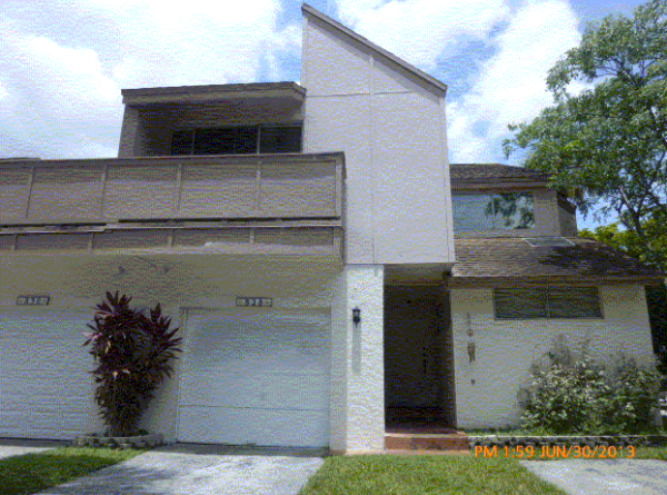 828 Nw 81st Way Apt 11, Plantation, FL 33324 