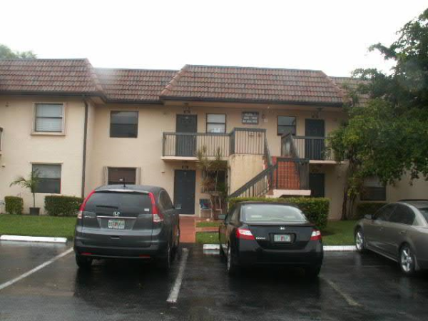 940 Nw 106 Terrace Unit 203, Pembroke Pines, FL 33026 