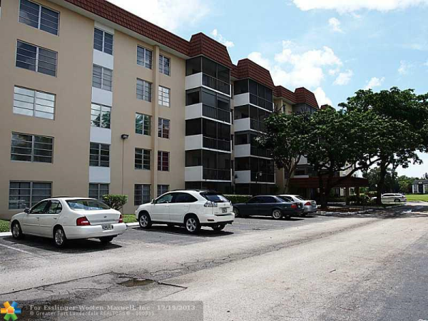 4158 Inverrary Dr # 305, Lauderhill, Florida 33319 