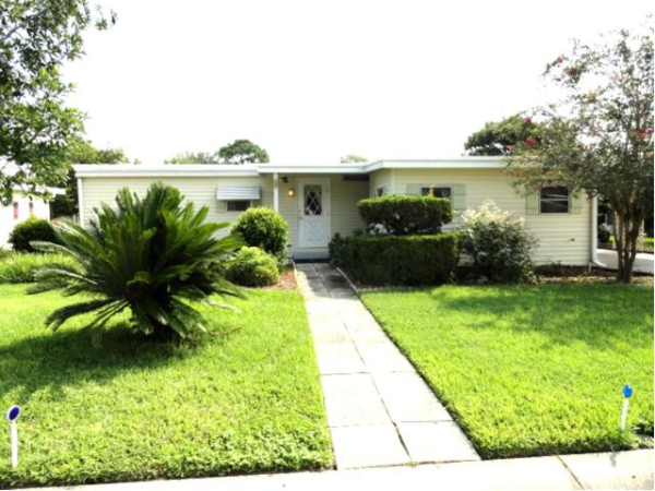 704 FALCON DRIVE, Tavares, FL 32778 