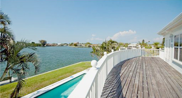 538 68th St, Holmes Beach, FL 34217 