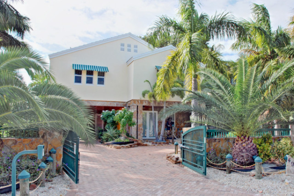 491 Caribbean Dr, Key Largo, FL 33037 