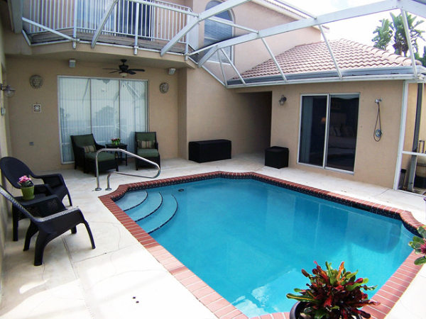 1204 Avondale Lane, West Palm Beach, FL 33409 
