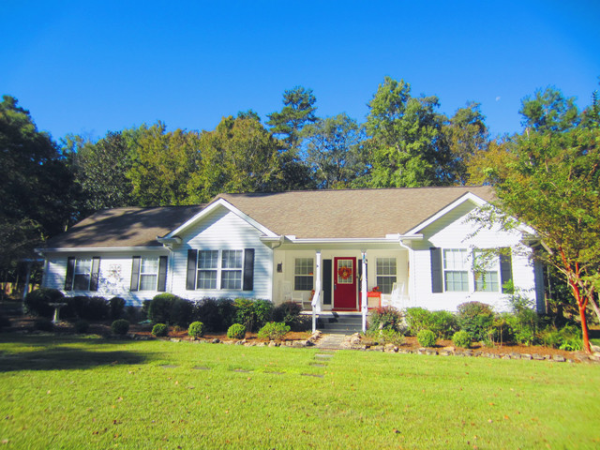 99 Lake Bluff Lane, Havana, FL 32333 