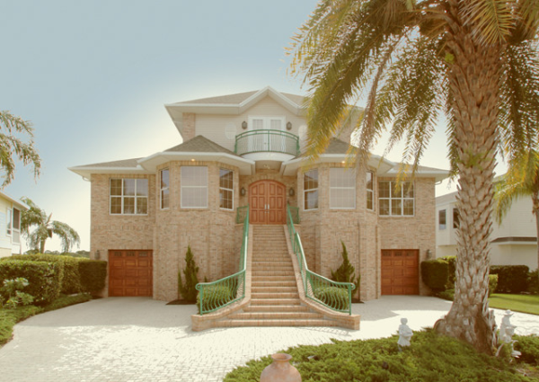 2019 N. Pointe Alexis Dr., Tarpon Springs, FL 34689 