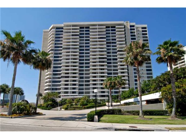 2500 Parkview Dr # 2419, Hallandale, Florida 33009 