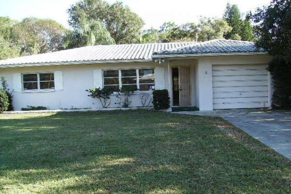 2159 Mckinley St, Clearwater, FL 33765 