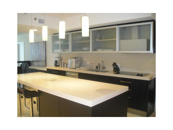 1850 S Ocean Dr # 3403, Hallandale, Florida 33009 