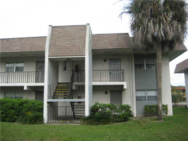 7925 COLONY CR # 210, Tamarac, Florida 33321 