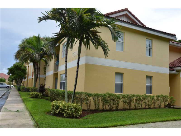 7610 WESTWOOD DR # 101, Tamarac, Florida 33321 