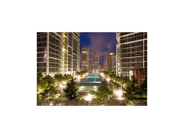 475 BRICKELL AV # 5212, Miami, Florida 33131 