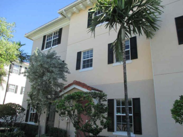 2502 N Dixie Hwy 16, Lake Worth, FL 33460 