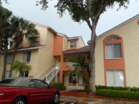 912 Coral Club Dr, Coral Springs, FL 33071 
