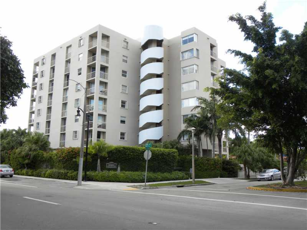 2400 SW 3 AV # 302, Miami, Florida 33129 