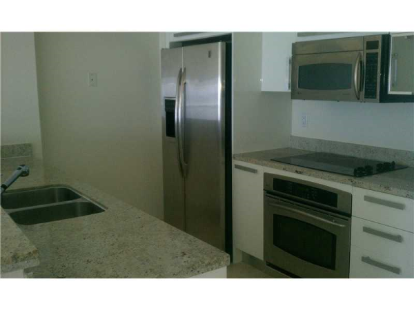 601 NE 36 ST # 2711, Miami, Florida 33137 