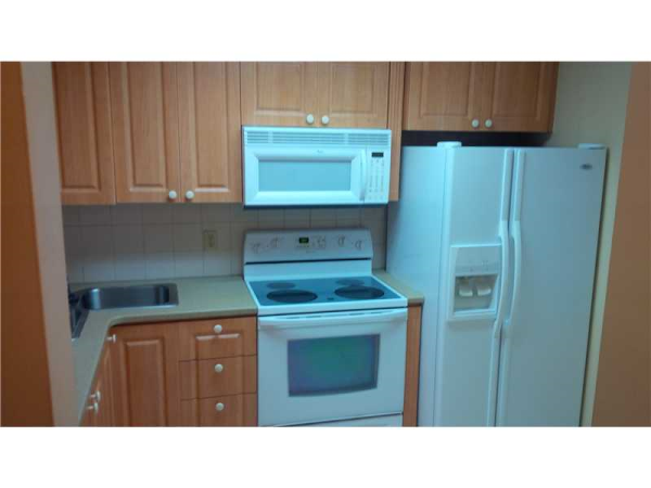 8550 N SHERMAN CR # 501, Miramar, Florida 33025 