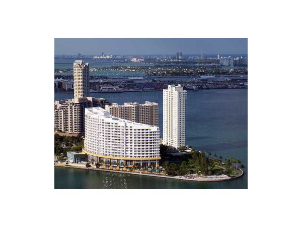800 CLAUGHTON ISLAND DR # 1505, Miami, Florida 33131 