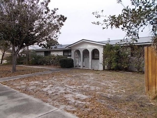 8669 Hammondwood Rd S, Jacksonville, FL 32221 