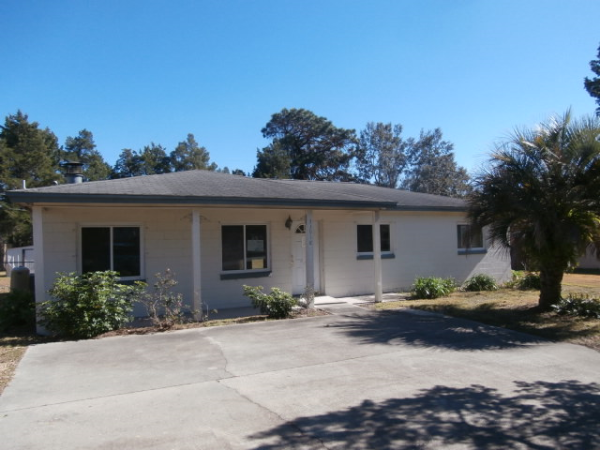 33918 Grant Avenue, Leesburg, FL 34788 