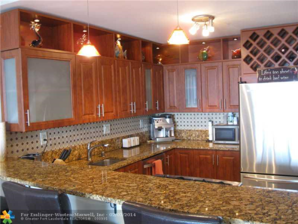 2030 S Ocean Dr # 2002, Hallandale, Florida 33009 