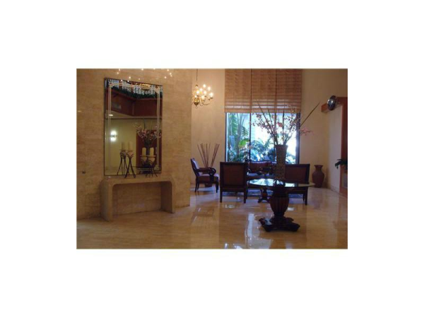 2750 NE 183 ST # 506, Aventura, Florida 33160 