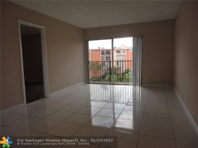 8610 N SHERMAN CR # 407, Miramar, Florida 33025 