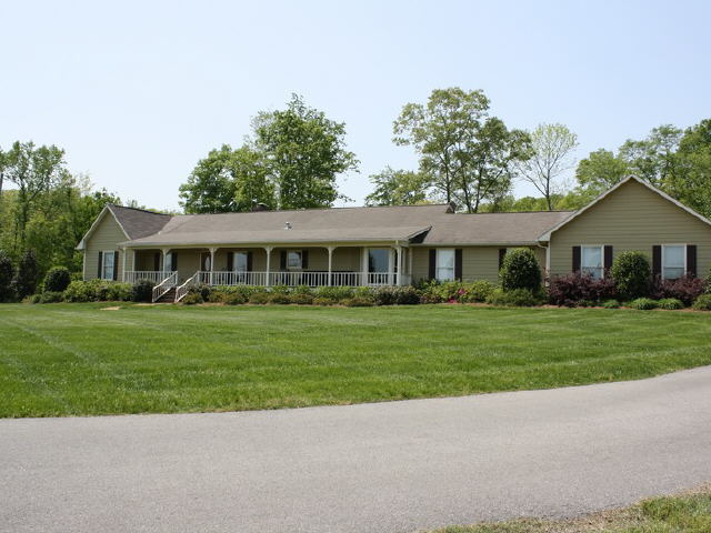 2877 Floyd Springs Rd, Armuchee, GA 30105 