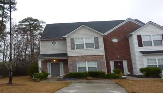 453 Brookview Drive, Riverdale, GA 30274 