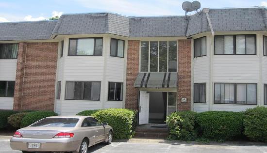 145 Northwood Drive NE J1, Atlanta, GA 30342 
