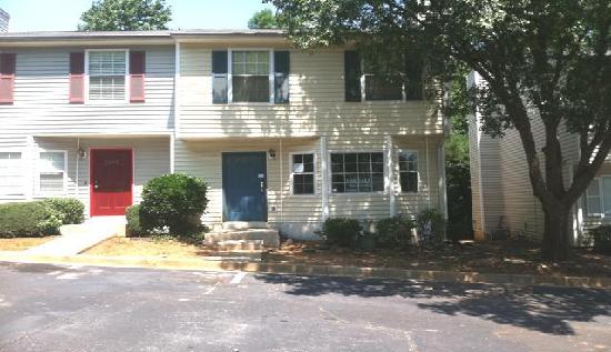 6347 Wedgeview Drive, Tucker, GA 30084 