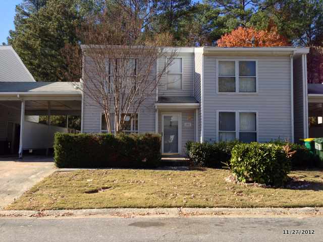 151 Governors Dr, Forest Park, GA 30297 