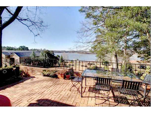 2445 Club Drive, Gainesville, GA 30506 