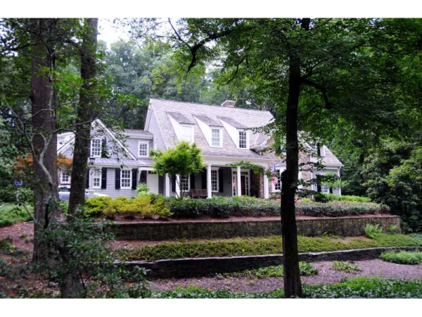 914 Davis Drive, Atlanta, GA 30327 