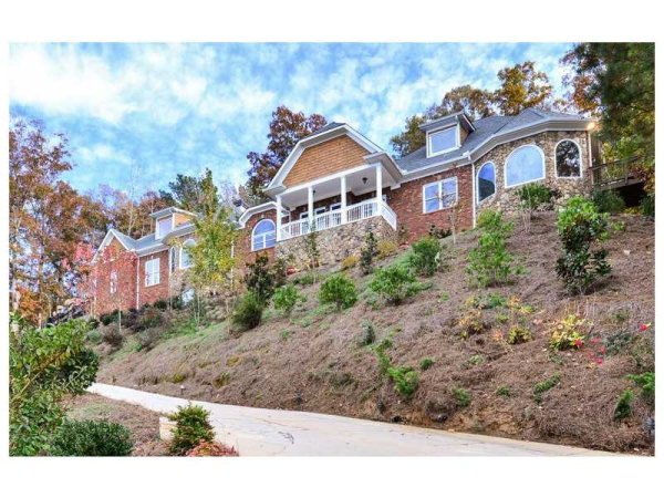 560 E Shore Drive, Canton, GA 30114 