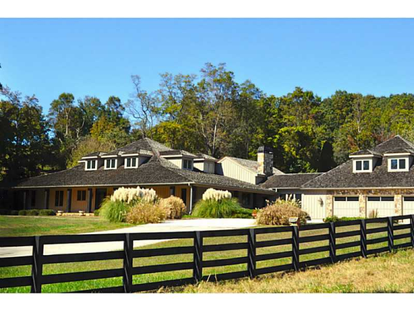 8491 Skitts Mountain Road, Clermont, GA 30527 