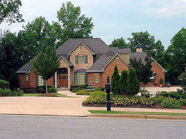 443 Lakeshore Drive, Monroe, GA 30655 