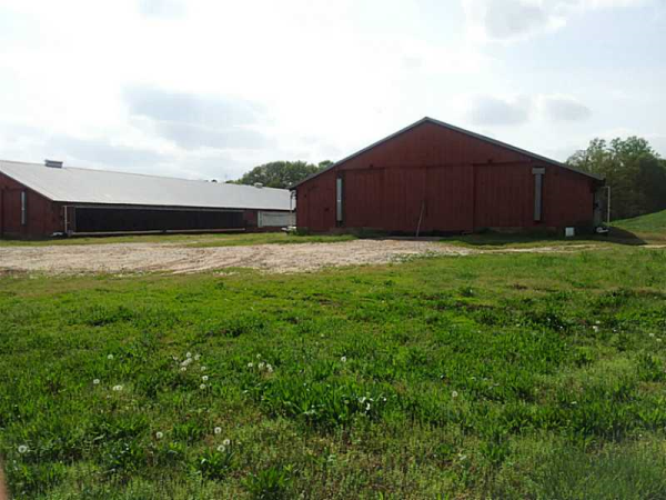 702 N Mangum Bridge Road, Maysville, GA 30558 