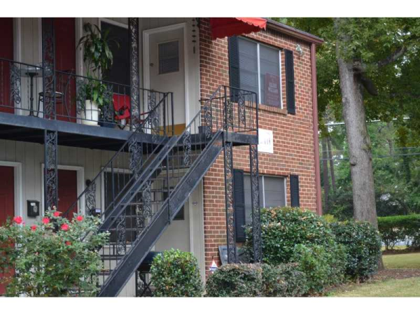 Unit 8 - 2411 Lawrenceville Highway, Decatur, GA 30033 