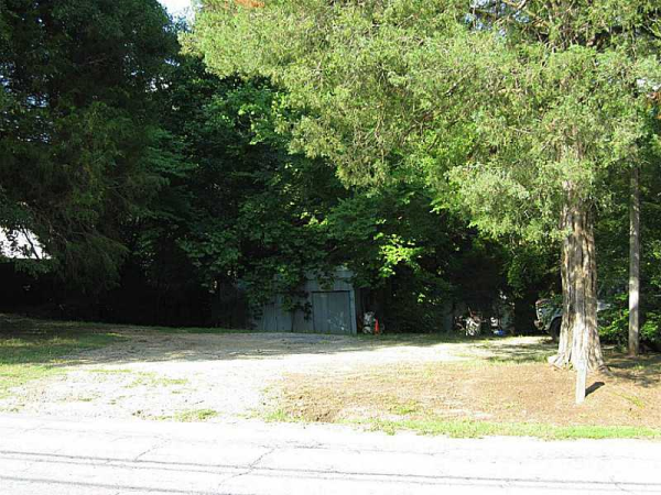 1826 Lake Lucerne Road, Lilburn, GA 30047 